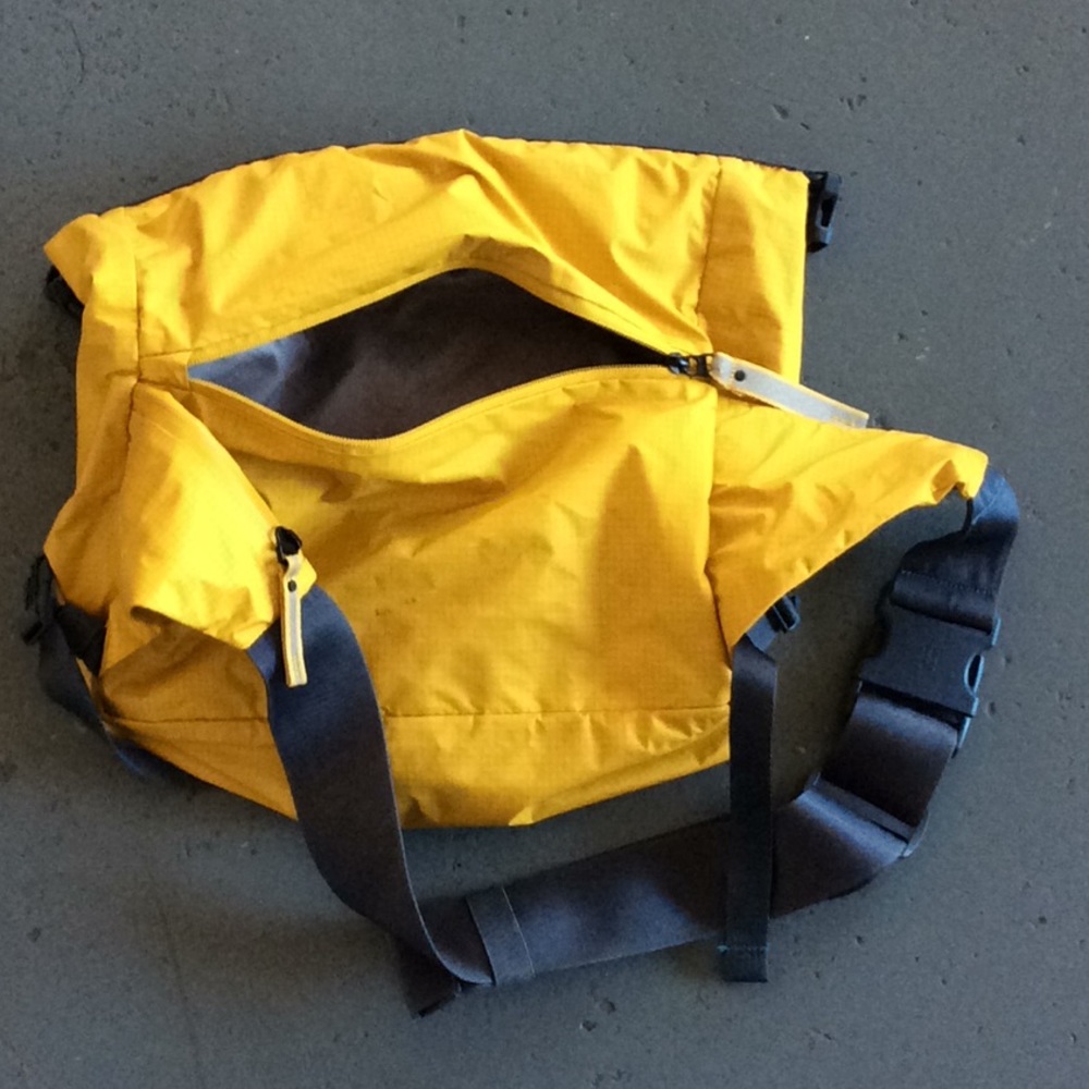 TIMBUK2 YELLW WAIST OR CROSSBODY BAG - Picture 5 of 12